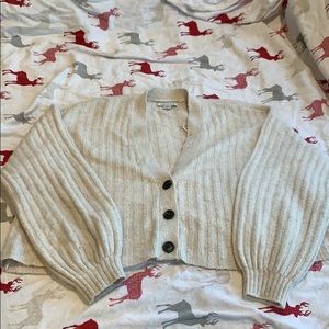 AE Cropped Cardigan